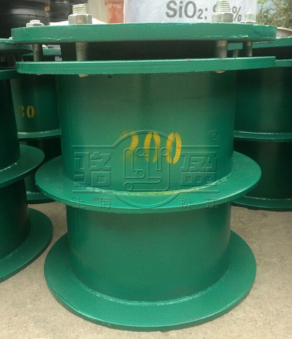 重慶市武隆縣A型<a href=http://www.www.hughf.com.cn target=_blank class=infotextkey>柔性防水套管</a>