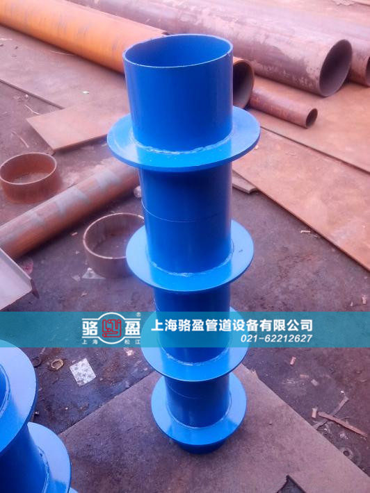 加長加翼環(huán)剛性<a href=http://www.www.hughf.com.cn target=_blank class=infotextkey>防水套管</a>